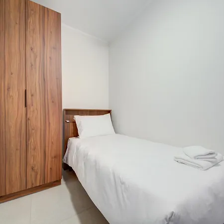 Juliet Residence, 5 , Your Away From In By Sf Homes Apartment *