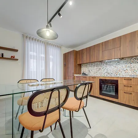 Juliet Residence, 5 , Your Away From In By Sf Homes