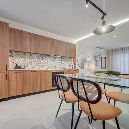 Juliet Residence, 5 , Your Away From In By Sf Homes