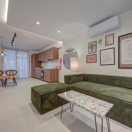 Apartamento Juliet Residence, 5 , Your Away From In By Sf Homes