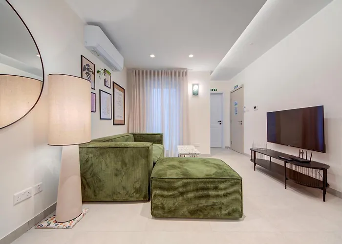 Juliet Residence, 5 , Your Away From In By Sf Homes Appartement Gzira