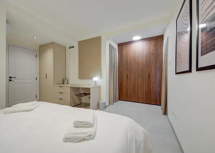 Juliet Residence, 5 , Your Away From In By Sf Homes Appartement Gzira