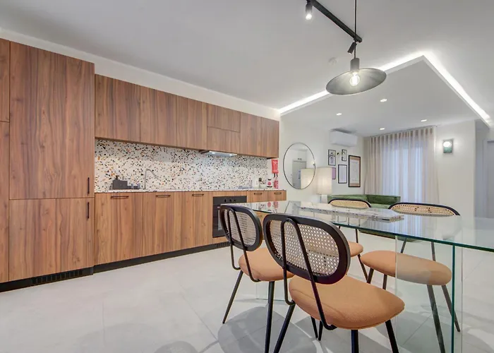 Juliet Residence, 5 , Your Away From In By Sf Homes