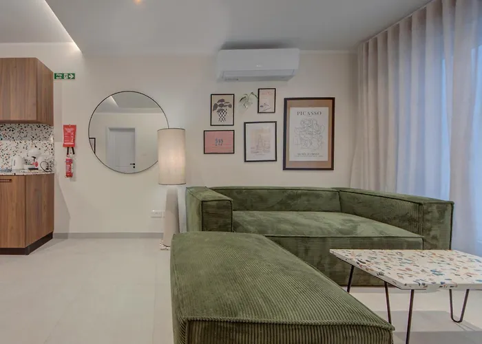 Juliet Residence, 5 , Your Away From In By Sf Homes Gzira